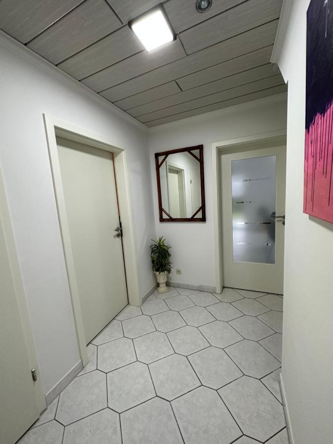 ווילהלמסהאבן Ferienwohnung Am Hafen Ruestersiel מראה חיצוני תמונה