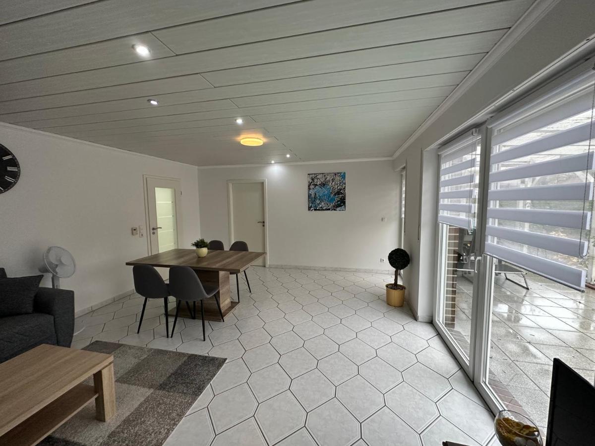 ווילהלמסהאבן Ferienwohnung Am Hafen Ruestersiel מראה חיצוני תמונה